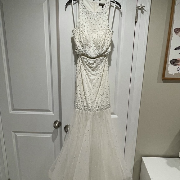 Say Yes to the Prom - Picture 4 of 14